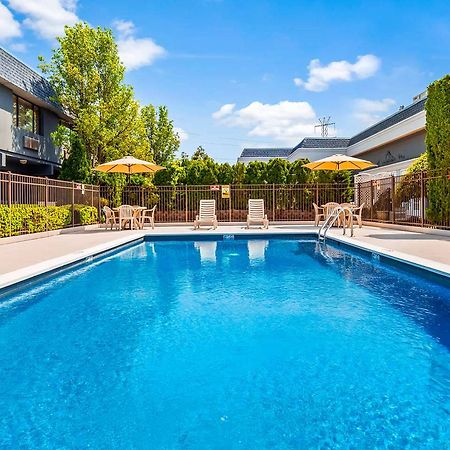 Best Western Leisure Inn Lakewood Luaran gambar