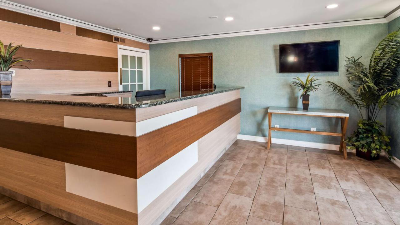 Best Western Leisure Inn Lakewood Luaran gambar